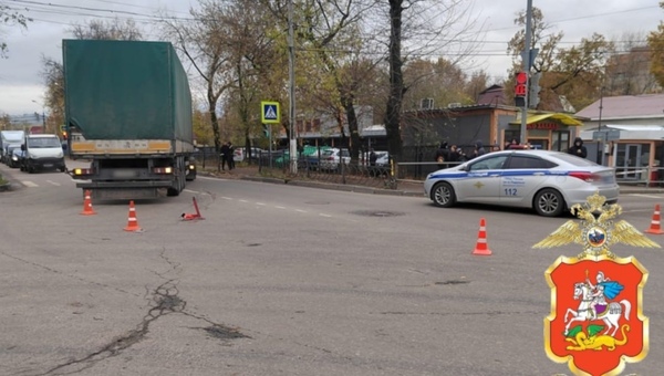 В Подольске грузовик переехал пожилую женщину