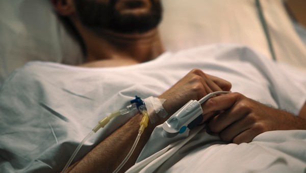 В Россию может просочиться вирус, разъедающий тело — 1 из 3 пациентов умирает
