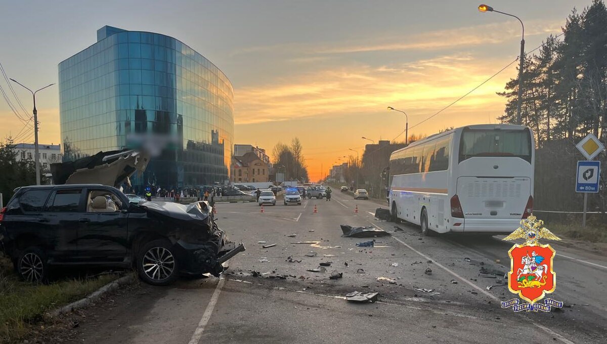 Авария с автобусом в Подмосковье унесла жизнь