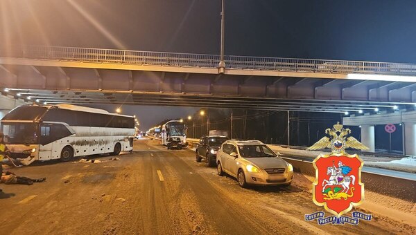 Смертоносное массовое ДТП произошло на трассе в Подмосковье